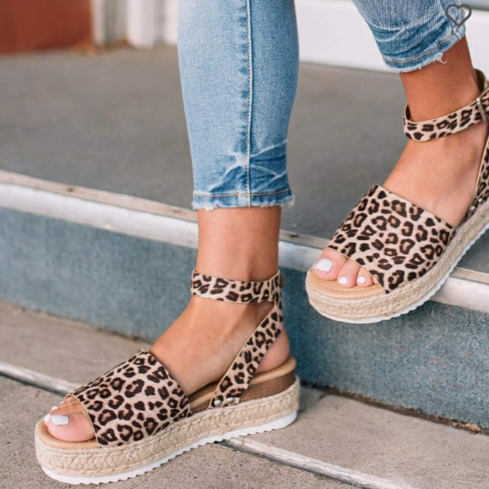 Leopard Sandals - Picture 2 of 9